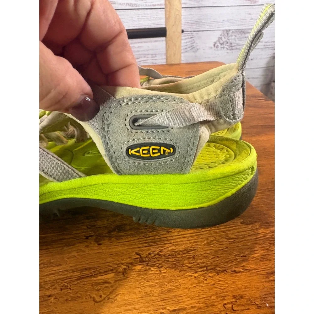 Keen Whisper Waterproof Sandals Womens 8 Grey Lime Green Sporty Hiking